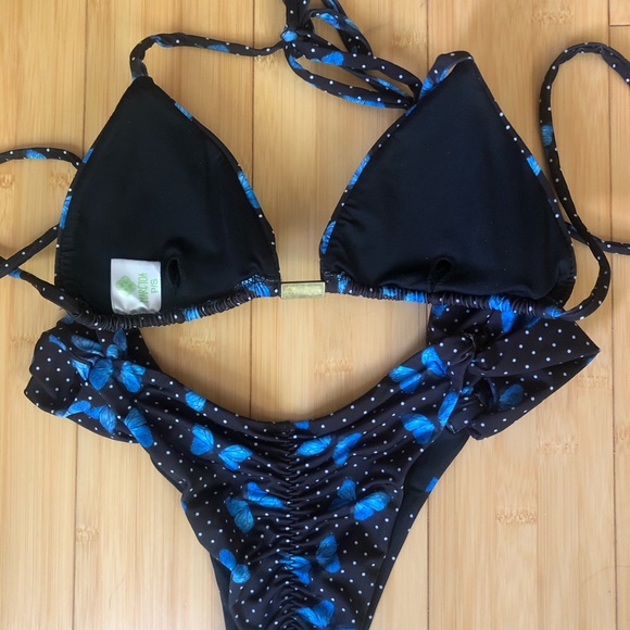 ❌SOLD❌ Maretoa Butterflies Bikini - Picture 2 of 4